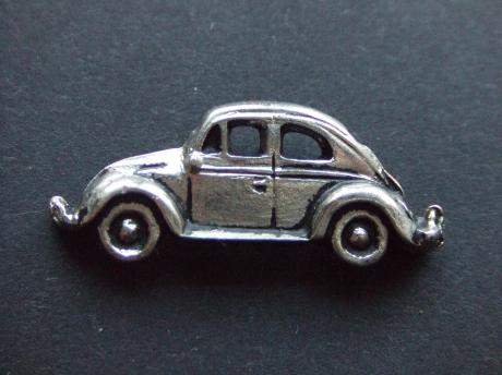 Volkswagen kever zilverkleurig (2)